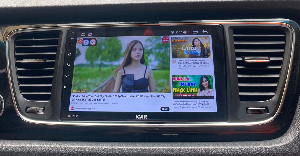 man-hinh-android-icar-elliview-ue-1